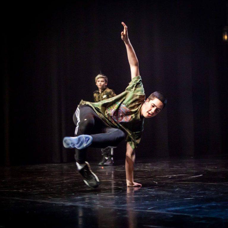 69245005_10219667147016075_553353394459246592_n